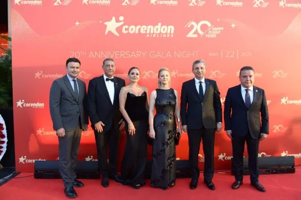 Corendon Airlines świętuje 20-lecie działalności. Gala w Antalya Cosmos Theatre z udziałem liderów branży
