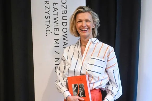 To idealne spodnie na lato. Noszą je Magda Mołek i Małgorzata Rozenek-Majdan