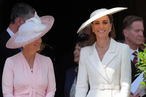 Sceptycy krytykowali ten trend na lato 2025. Księżna Kate pokazała, jak nosić go z klasą