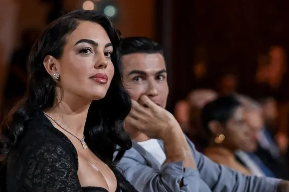 Eksperci oszacowali wartość pierścionka zaręczynowego Georginy Rodriguez. Cena przyprawia o zawrót głowy