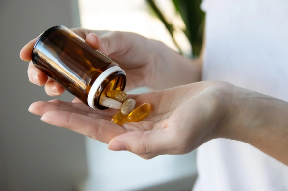 Witamina B12: niedobór dotyka szczególnie tych osób. Oto 3 ważne informacje