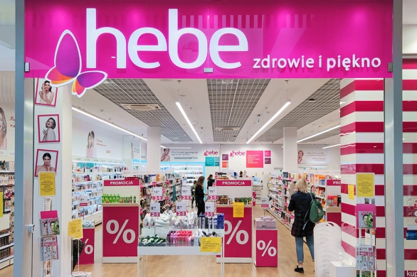 Hebe przecenia perfumy. Piękne zapachy nawet 60% taniej