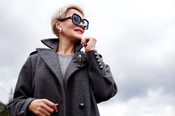 To idealna spódnica na jesień dla 40-latki. Pasuje do każdej sylwetki