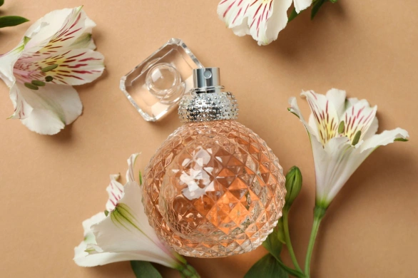 Polki zachwycone arabskimi perfumami. Te zapachy kupisz teraz taniej