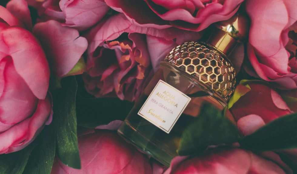 Perfumy z nutą róży, które od razu oczarują Twoje otoczenie