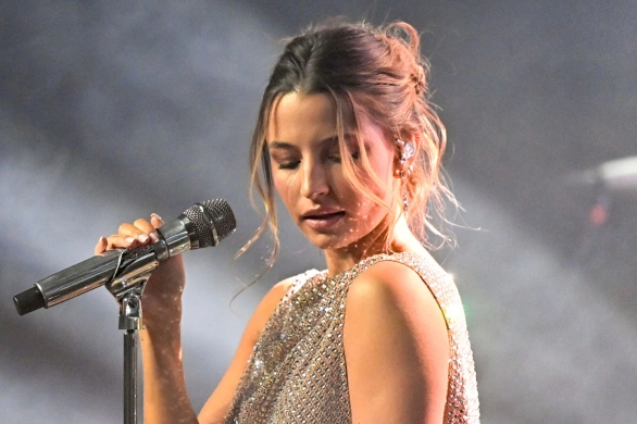 Zapachy, o których marzy każda it girl. Julia Wieniawa wypuściła perfumiarski hit