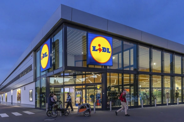 Luksusowe torebki od soboty w Lidlu. Polacy wymiotą je z półek