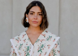 Powraca jedna z najpopularniejszych fryzur minionych lat. Odświeżona wersja unosi włosy