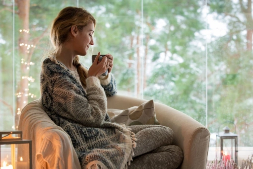 Jak wspierać nastrój w krótkie zimowe dni? 4 sposoby na winter blues