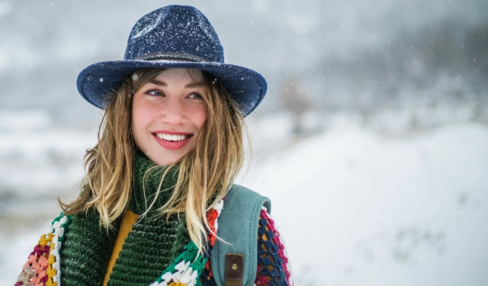 Wanilia, róża, czy kardamon? Poznaj 3 niszowe zapachy idealne na styczniowe mrozy