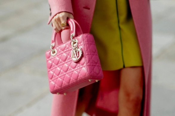 5 torebek z wyprzedaży, które warto upolować