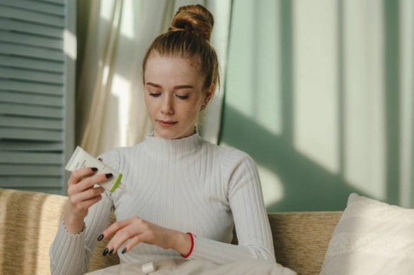 Ten krem do ciała i rąk to prawdziwa perełka. Otula ciepłym i energetyzującym zapachem imbiru