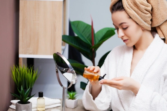 Polki pokochały ten płyn micelarny. Zawiera ekstrakty pozyskiwane z alpejskich roślin