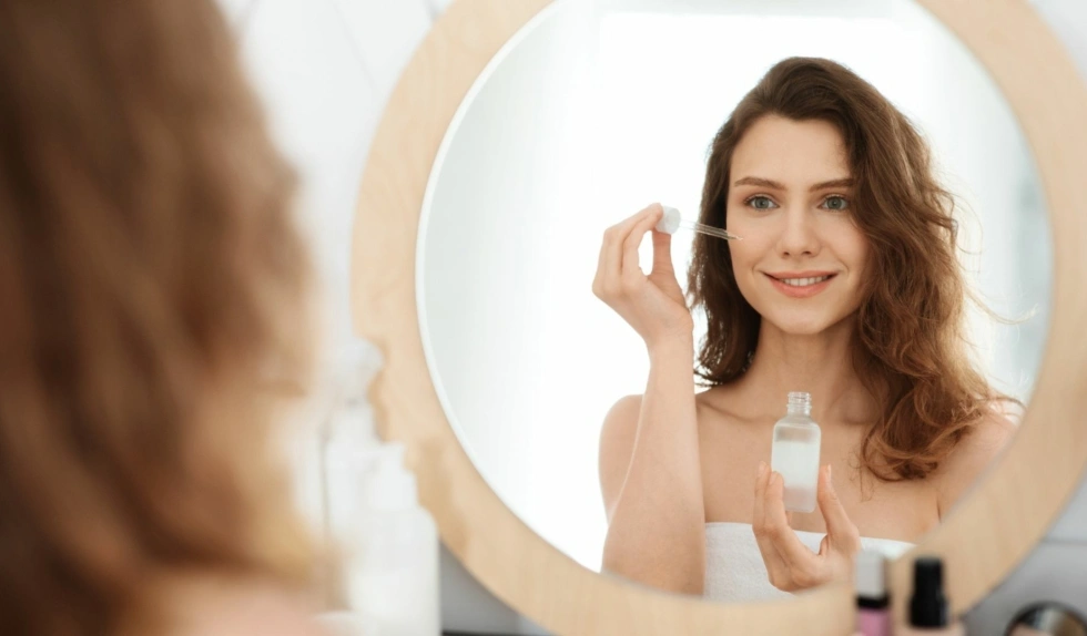 Najlepsze nawilżające esencje do twarzy. Koreanki je pokochały