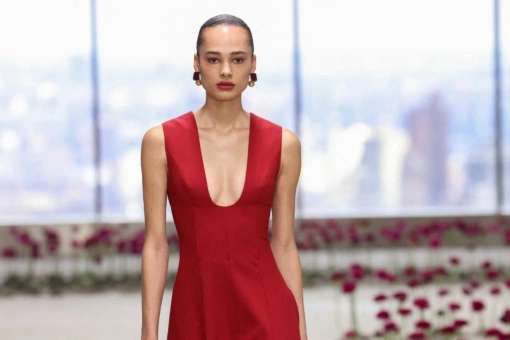 Ta sukienka to idealny wybór na Walentynki. Kupisz ją w sieciówce