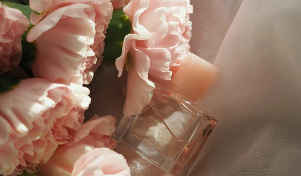 Te perfumy z Zary z nutą piwonii to idealny zapach na wiosnę