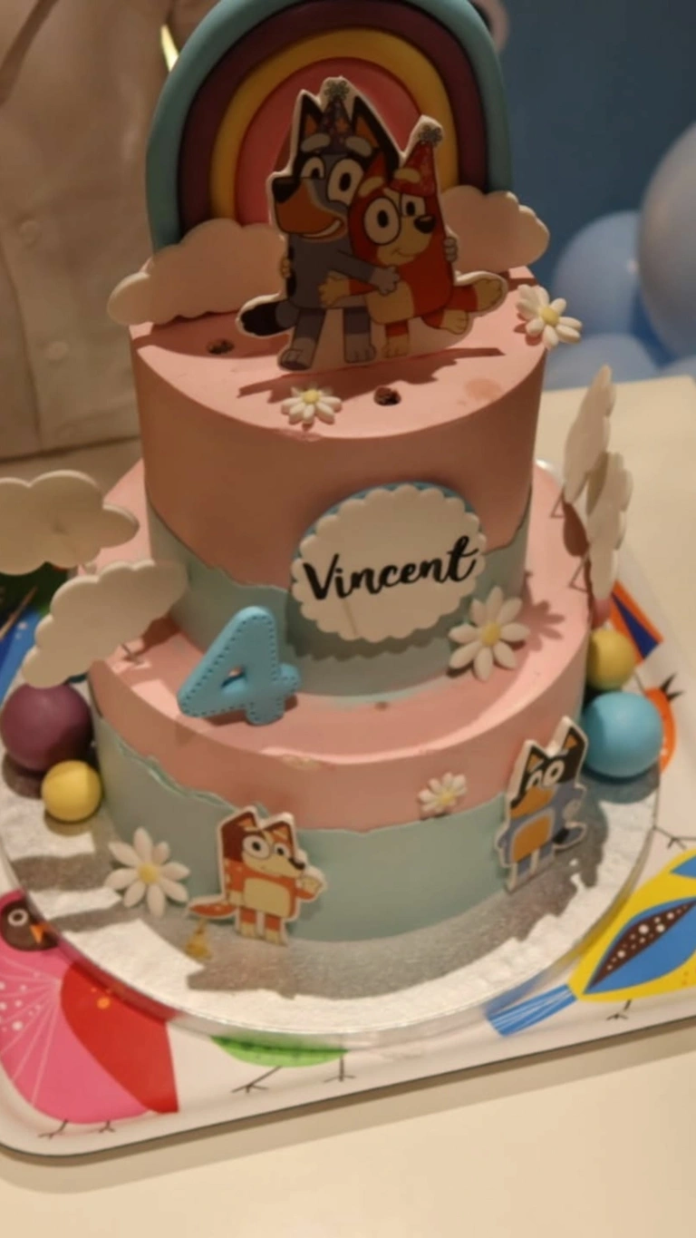 tort-synka-joanny-opozdy