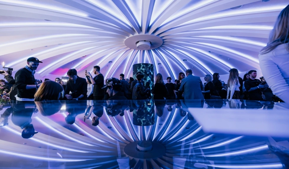 Jak stymulować wszystkie zmysły i odkryć swoją aurę? Byliśmy świadkiem wyjątkowego wydarzenia