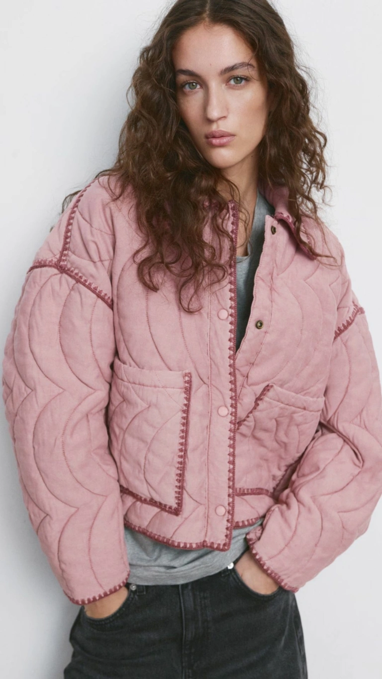 rozowa-kurtka-pikowana
