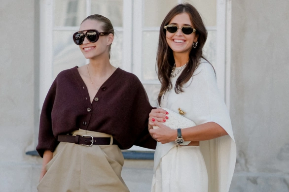 Spodnie balloon wracają wiosną 2026. Jak nosić ten krój w dobrym stylu?