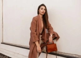 Beżowe, brązowe i niezwykle pojemne. Oto 3 modele toreb z H&M, które pomieszczą nawet laptopa