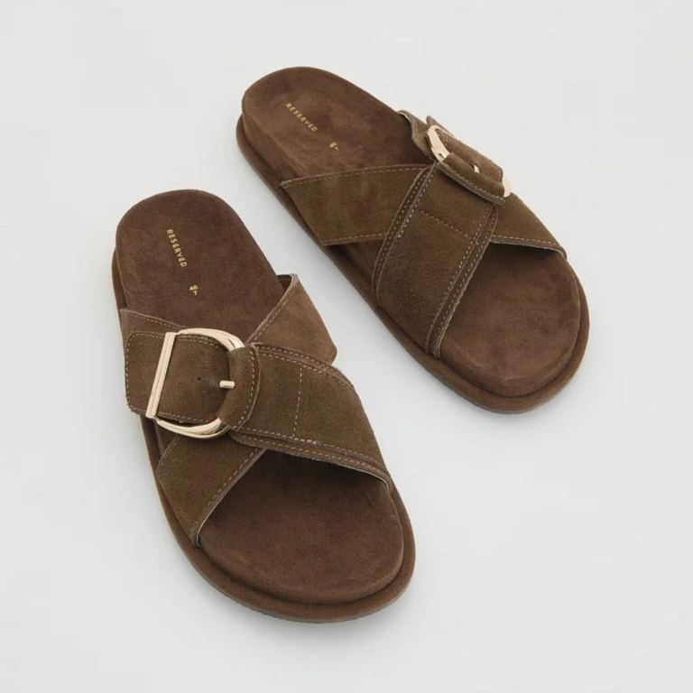 czekoladowe-klapki-a-la-birkenstock