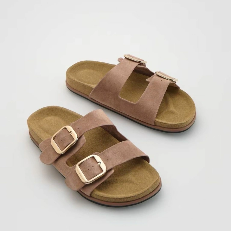 rozowe-klapki-a-la-birkenstock
