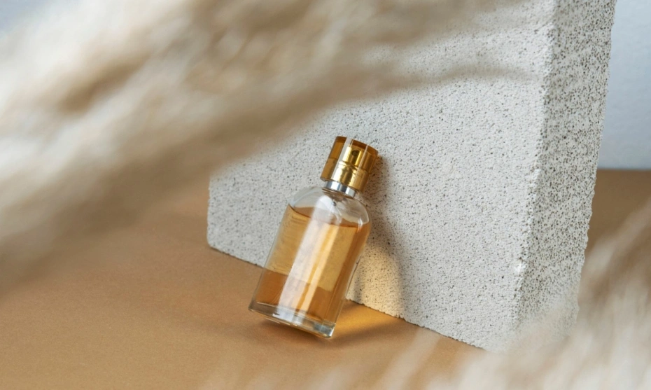 Perfumy z włoską cytryną i bursztynem to zapachowa pocztówka z wakacji na Capri